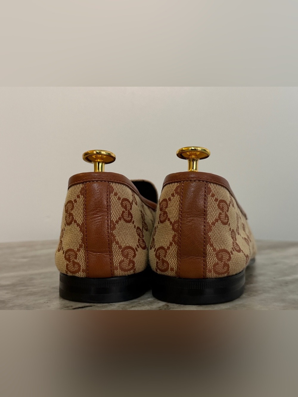 GUCCI JORDAAN HORSEBIT LOAFER BEIGE GG SIGNATURE TAN LEATHER TRIM 40 / 10 US - Picture 6 of 11